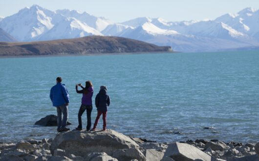 Lake Tekapo shore © ChristchurchNZ