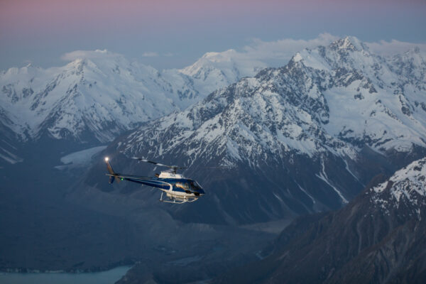 Helicopter tours in Tekapo