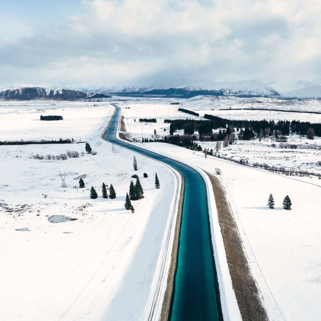 Lake-tekapo-canals